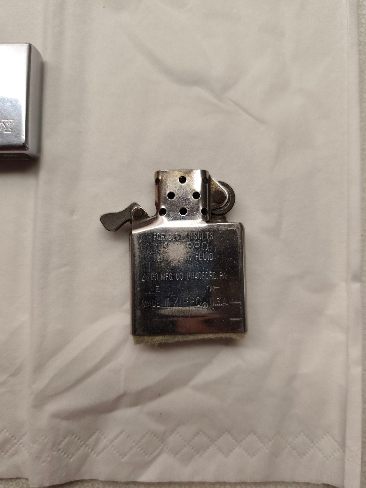 Vintage Playboy Zippo (1999) – Limited Edition (0403/1000), Ophalen of Verzenden, Gebruikt, Aansteker
