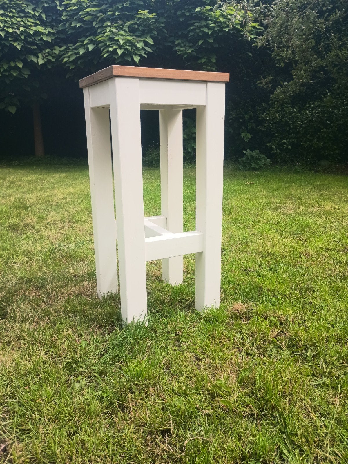 Massief houten barkrukken, Ophalen