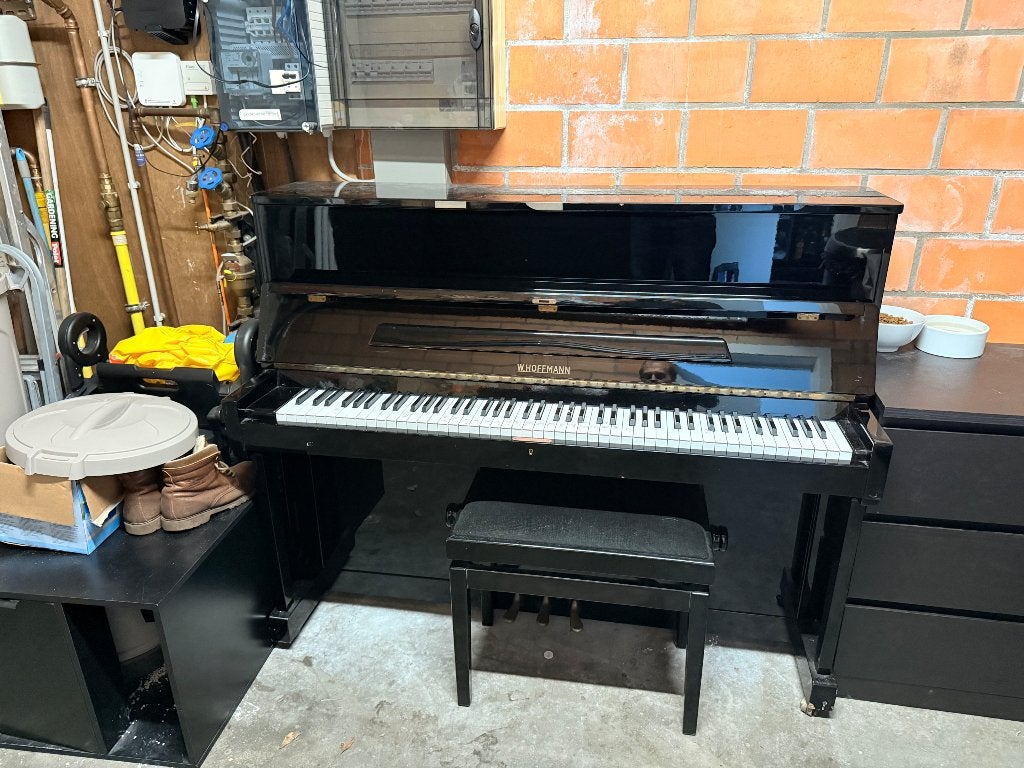 Piano W.Hoffmann 117cm Zwart, Ophalen, Gebruikt, Zwart, Piano