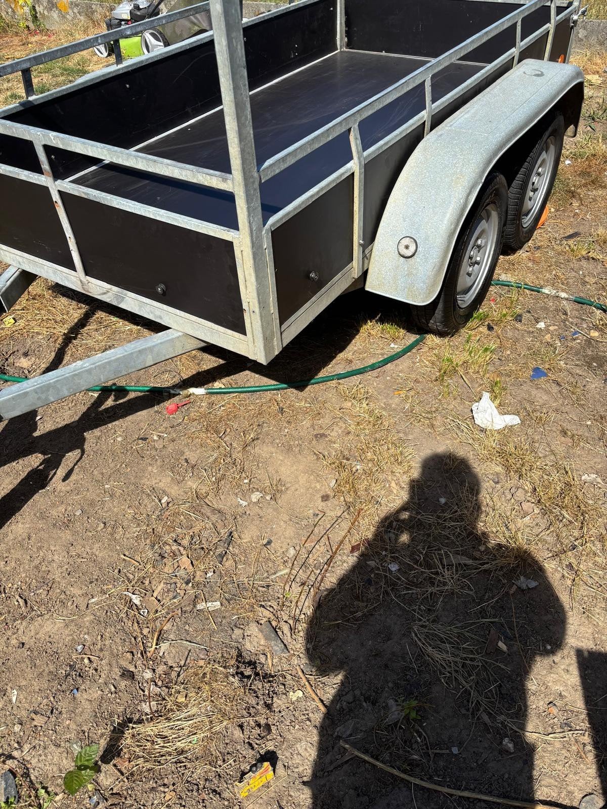 dubbelas aanhangwagen, Ophalen