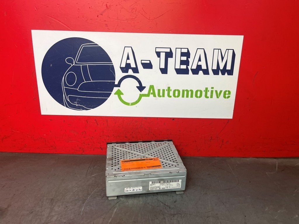 AUTORADIO Audi A4 Avant (B8) (|4F0035541L|), Autos : Pièces & Accessoires, Auto-Union-Straße  1,
85057  Ingolstadt, DE, Info@audi.de