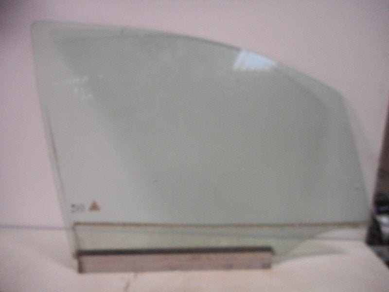 VITRE AVANT DROITE Opel Zafira (F75) (01-1998/07-2005), Opel, Opel Automobile GmbH, Utilisé, Kontakt-opel@opel.com