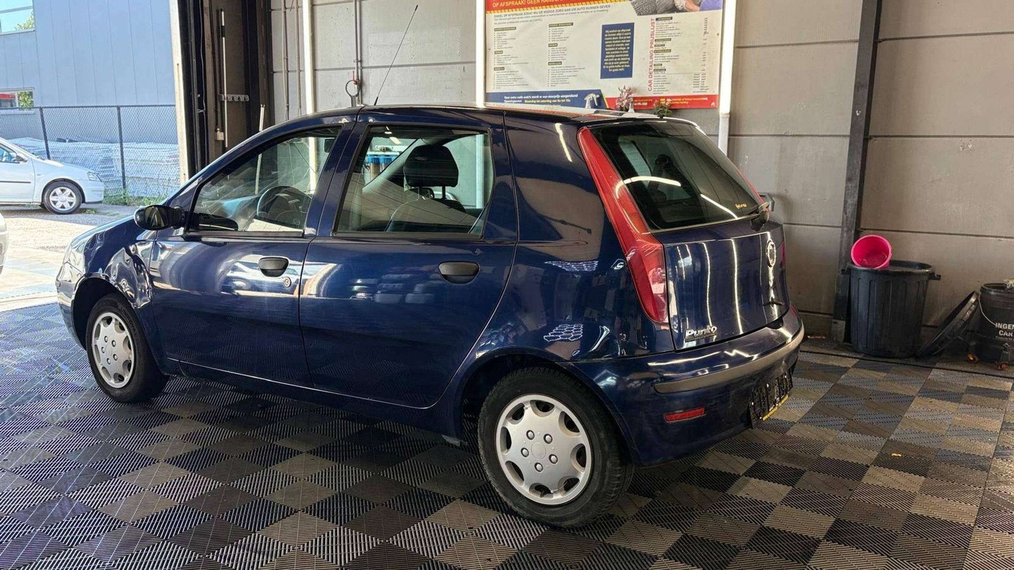 Fiat Punto 1.2 benzine bj. 2008 5deurs Euro 4, 1242 cm³, Achat, Entreprise, 5 portes