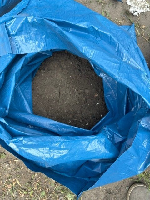 GRATIS Aanvulgrond tuingrond/aarde , af te halen in Gent, Ophalen, Tuinaarde