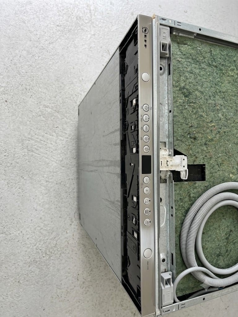 Vaatwasser NEFF - Koopje! Perfect werkend - €150, Elektronische apparatuur, Vaatwasmachines, Ophalen, Gebruikt