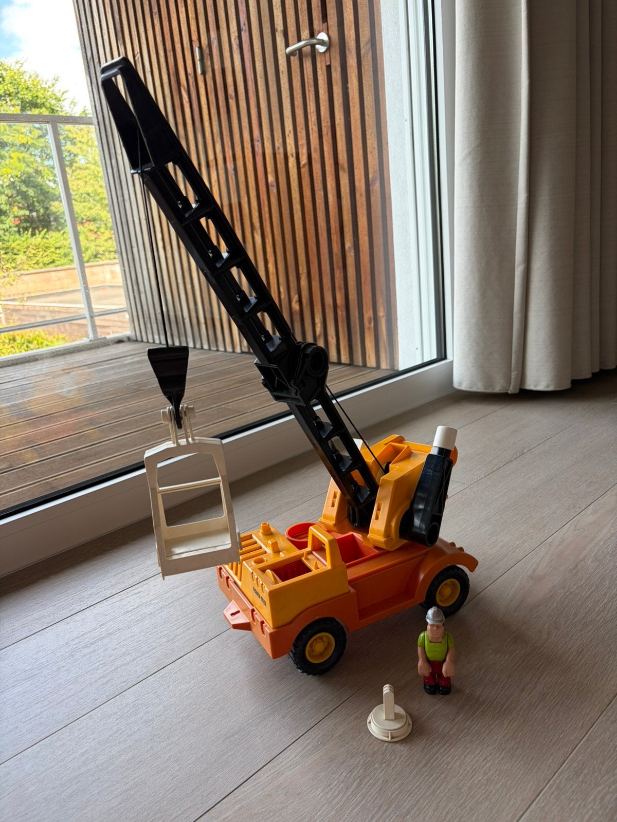 Onverwoestbare Fisher-Price Husky Helper kraan #314, Kinderen en Baby's, Ophalen, Zo goed als nieuw, Auto of Voertuig