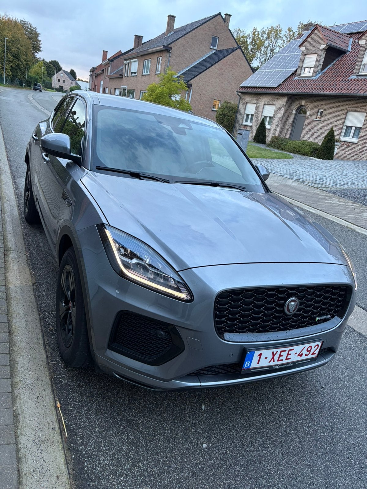 Jaguar e pace, Autos, Cuir, Argent ou Gris, Euro 6, Ordinateur de bord