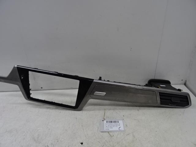 DIVERS DIVERS Volkswagen Touran (5T1) (01-2015/12-2021), Utilisé, Volkswagen