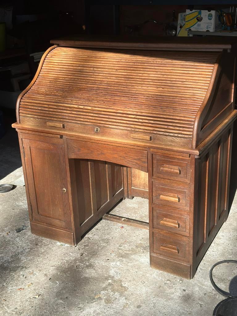 Oud rolluik bureau., Ophalen, Gebruikt