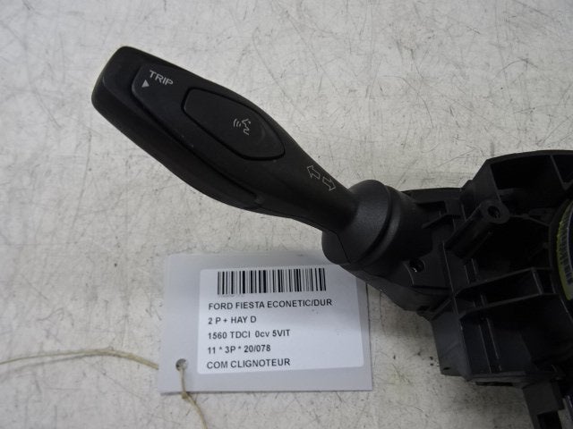 KNIPPERLICHTSCHAKELAAR Ford Fiesta 6 (JA8) (8A6T13335CC), Gebruikt, Henry-Ford-Straße  1
50735  Köln, DE, Ford-Werke GmbH, Kunden@ford.com