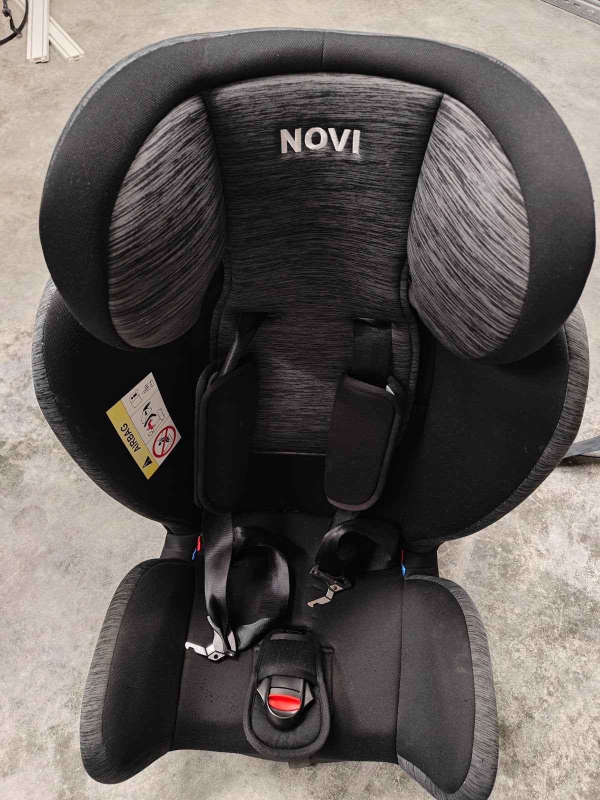 Novi autostoel isofix, Ophalen, Isofix