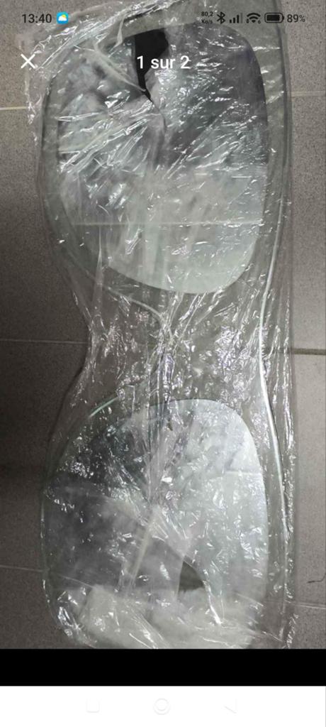 Miroir en forme de lunette, Enlèvement