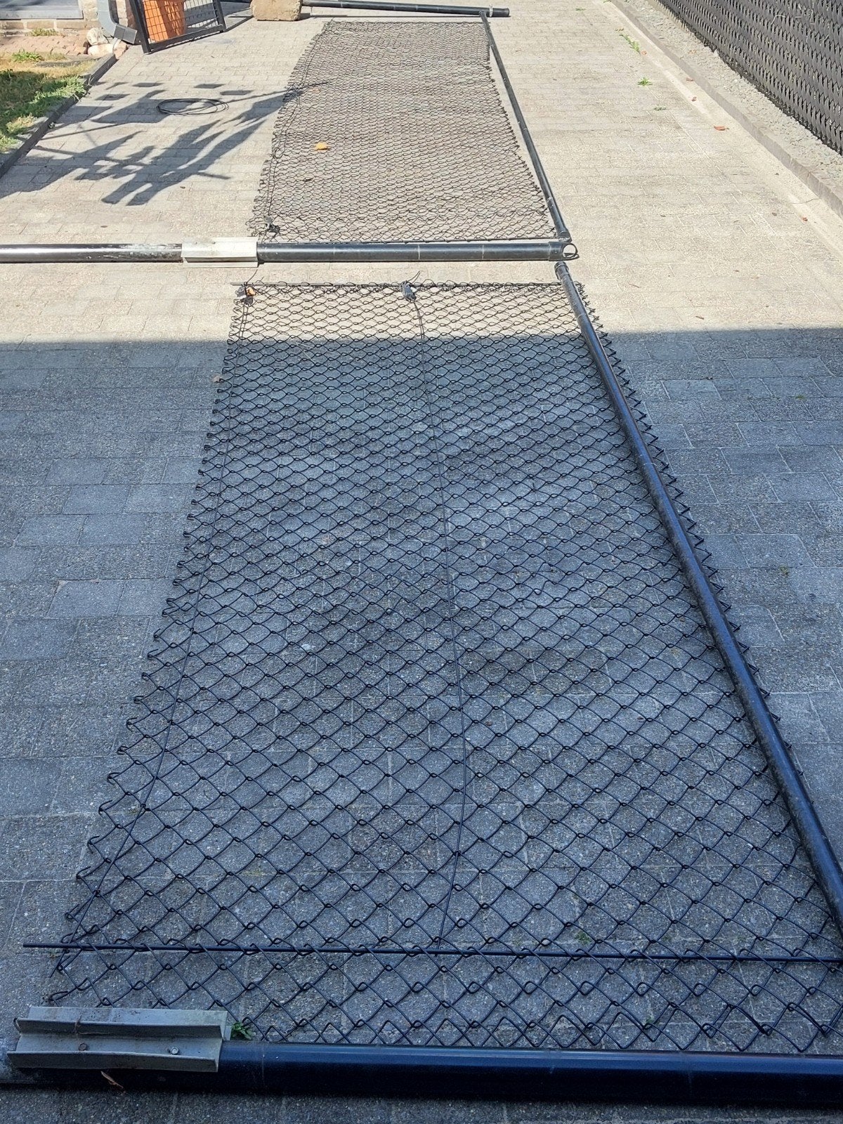 Tuinafsluiting (>8m) + poort + betonplaten, Ophalen, Gebruikt, Met poort