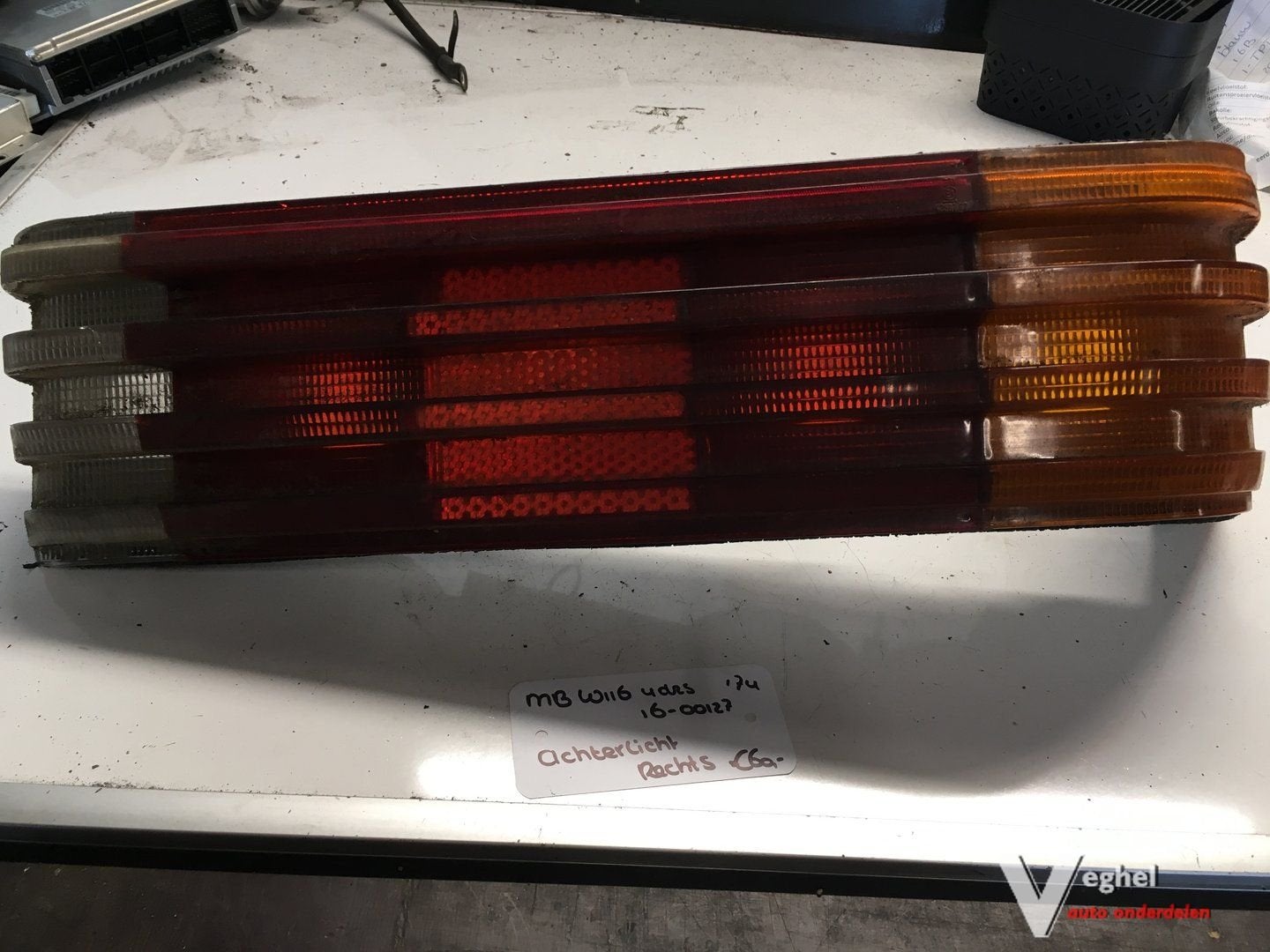 Mercedes W116 1974  1600127   Achterlicht Rechtsachter, -, Utilisé, -, -