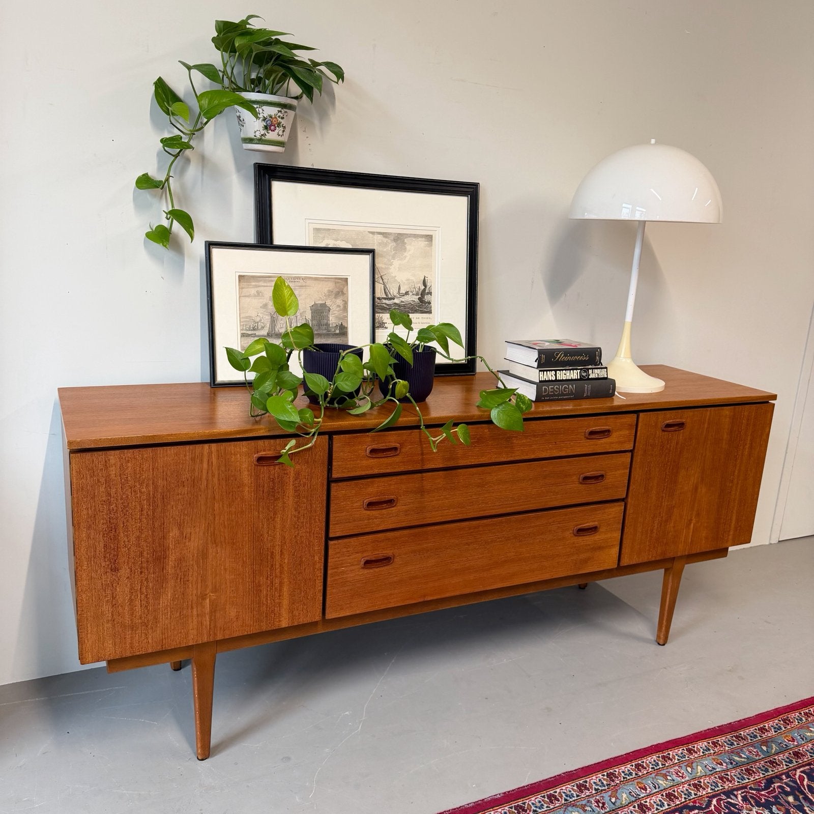 Vintage dressoir, sideboard •Nathan furniture•, Gebruikt, 150 tot 200 cm, Ophalen of Verzenden, Minder dan 100 cm