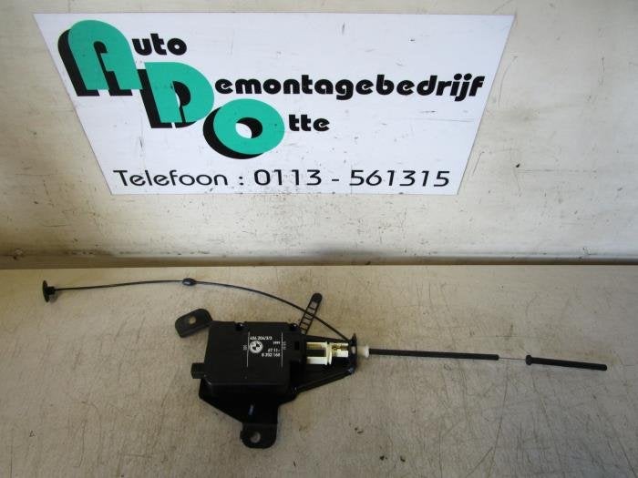 Moteur de verrouillage clapet réservoir d'un BMW 5-Serie (5, -, 3 mois de garantie, Utilisé, -