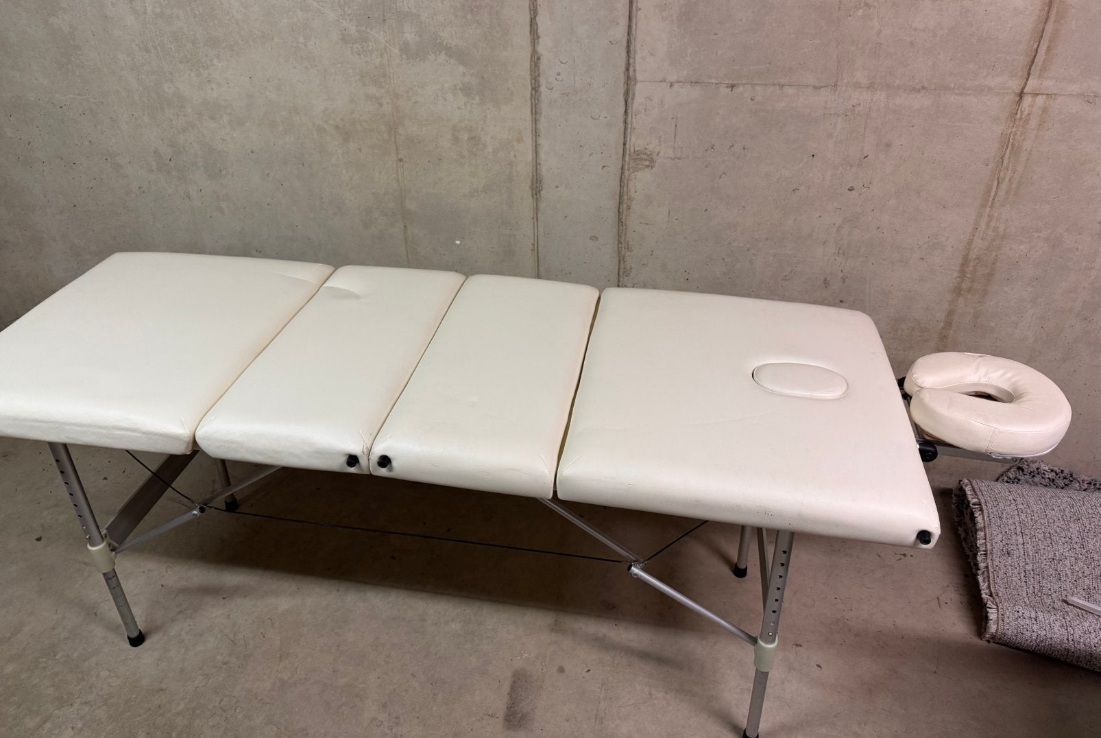 Inklapbare massagetafel (L189xB68xH80), Sport en Fitness, Massageproducten, Ophalen, Zo goed als nieuw, Massagetafel
