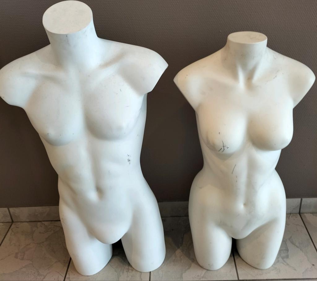 Twee paspoppen man / vrouw, Ophalen, Gebruikt, Paspop