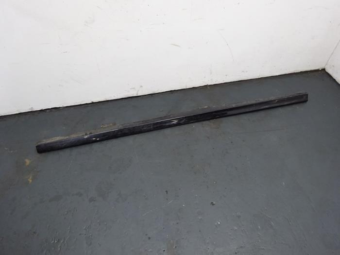 Zijskirt rechts van een Volkswagen Golf (LC9X), Gebruikt, -, Volkswagen, -