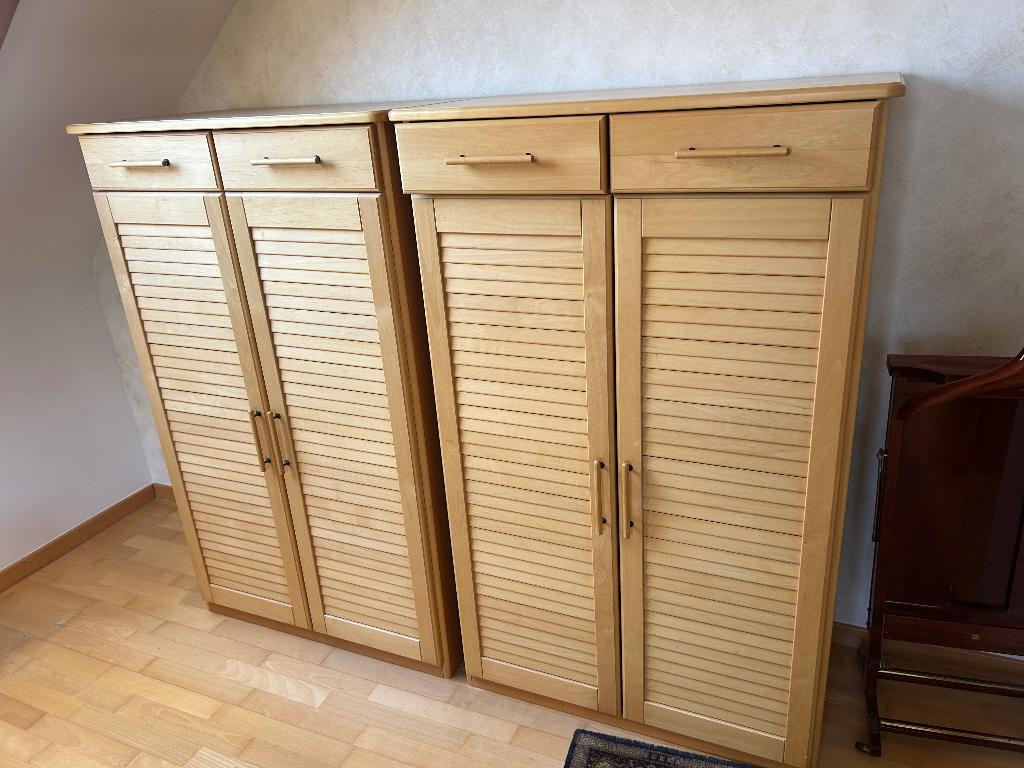 Armoire, Maison & Meubles, Armoires | Penderies & Garde-robes, Enlèvement, Utilisé, Pin, Avec tablette(s)