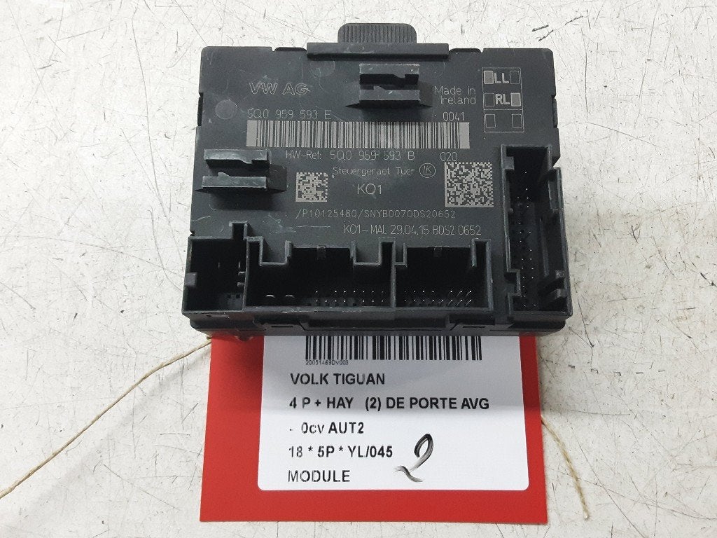 UNITE ELECTRONIQUE Volkswagen Tiguan (AD1) (5Q0959593E), Volkswagen, Mevr. I. Hauben, Utilisé, Rue de l'Espoir 34 34
4030  GRIVEGNÉE, BE