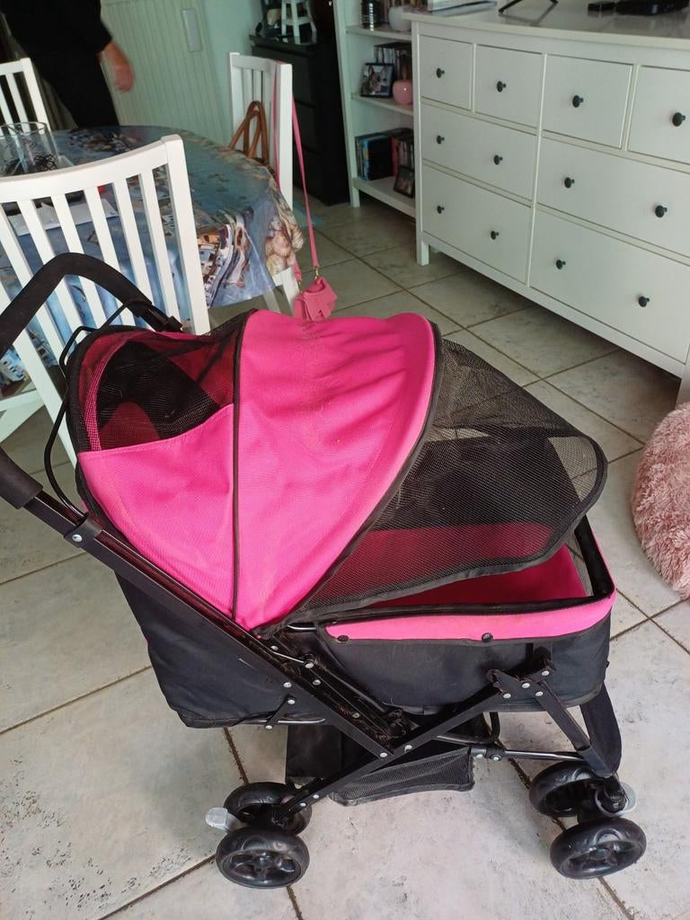 Pousette chien rose, Animaux & Accessoires, Accessoires pour chiens, Enlèvement