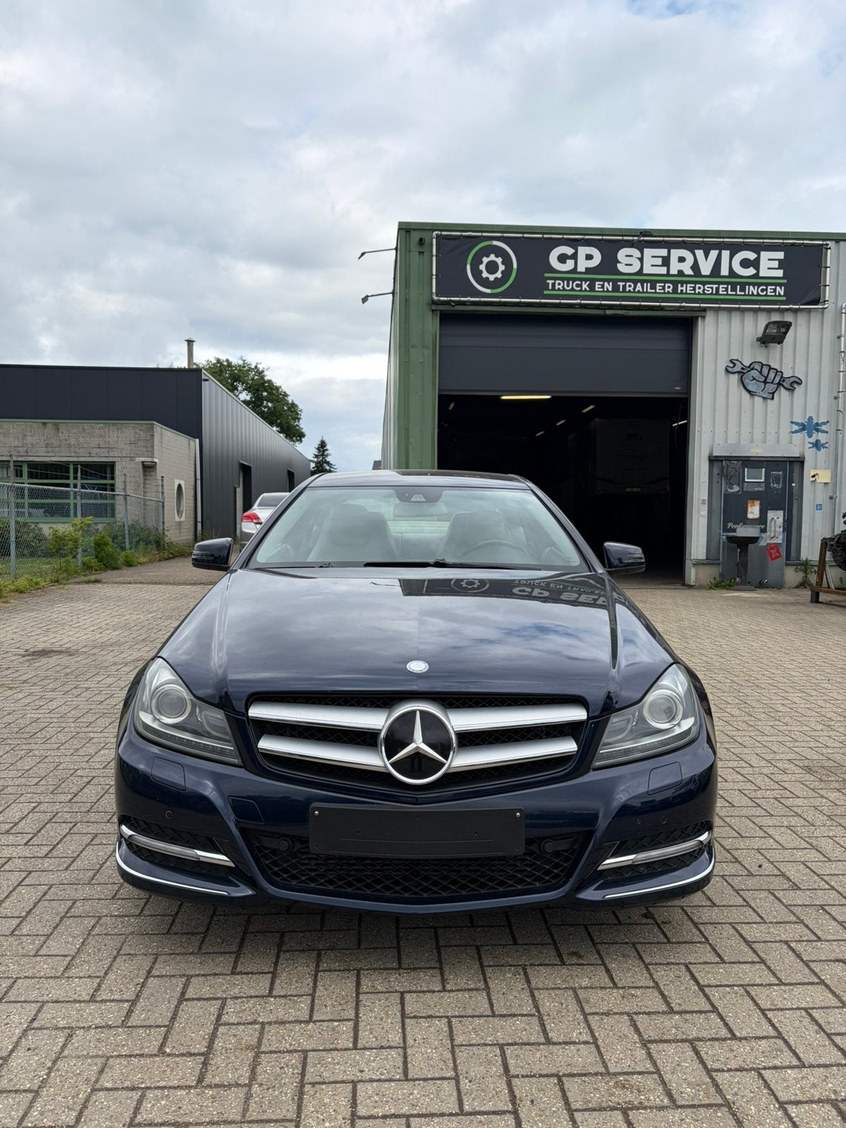 Mercedes-Benz C180, Auto's, Automaat, Achterwielaandrijving, Euro 6, Blauw