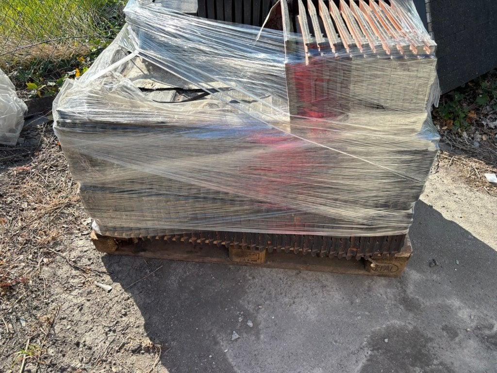 Nieuwe dakpannen, Doe-het-zelf en Bouw, Ophalen, Steen of Klei, Zwart, Nieuw