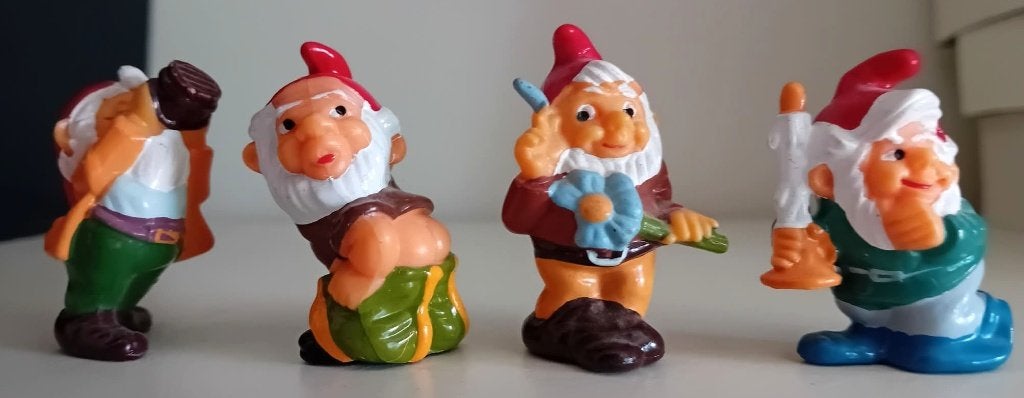 Kindersurprise / Kabouters, Ophalen, Nieuw, Hardplasticfiguren