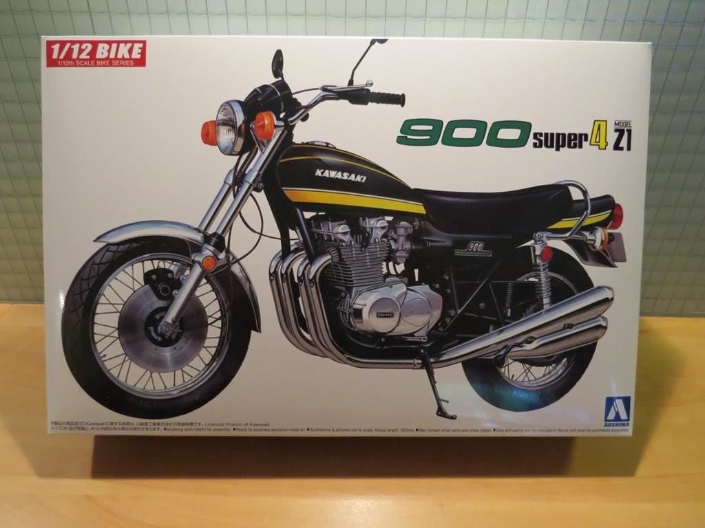 Bouwdoos Kawasaki Z900 Z1 super 4 1:12 Aoshima, Overige merken, Nieuw, Ophalen of Verzenden, Groter dan 1:32