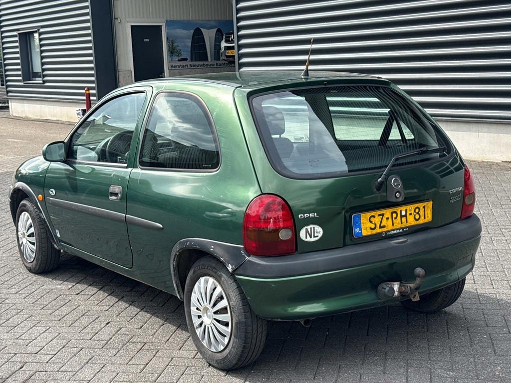 Opel Corsa 1.4i Strada, trekhaak (automatique), Autos, Entreprise, 200 g/km, Vert, 3 portes