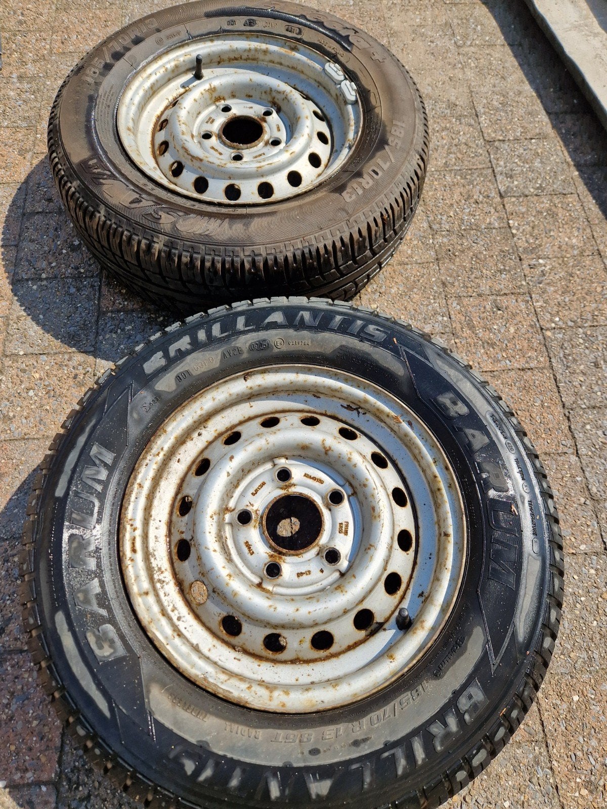 Banden 185/70R13 2 stuks, Ophalen