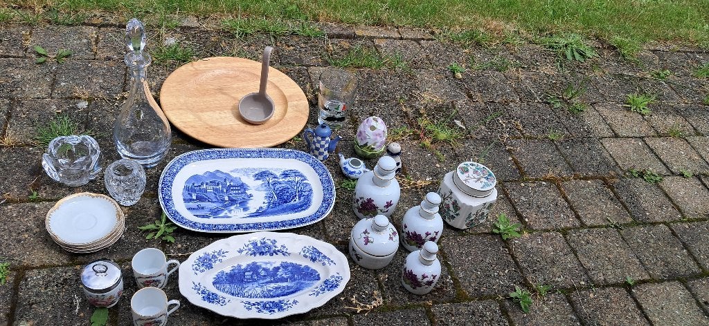 Rommelmarkt, kavel nr. 5, Ophalen, Gebruikt