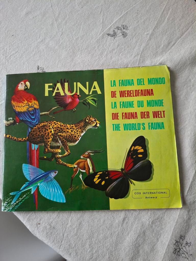 Livre d'autocollants Fauna de Wereldfauna Cox International, Enlèvement ou Envoi