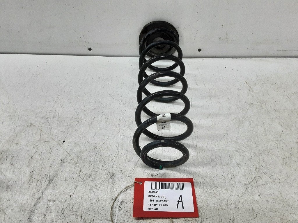 RESSORT DE SUSPENSION ARRIERE Audi A3 Limousine (8VS / 8VM), Mevr. I. Hauben, Audi, Utilisé, Rue de l'Espoir 34 34
4030  GRIVEGNÉE, BE