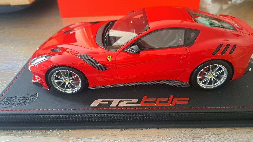 Ferrari F12 TDF Rosso Corsa 1/18 BBR, Ophalen of Verzenden, Zo goed als nieuw, Auto, Overige merken