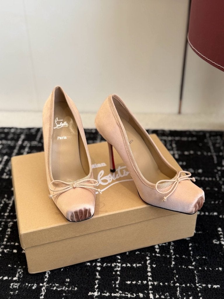 Christian Louboutin Peep Toe Platform Pumps Heels, Ophalen of Verzenden, Pumps