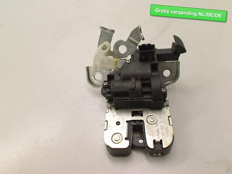 ACHTERKLEPSLOT Audi A4 Avant (B8) (8K9827505), Gebruikt, Achterklep, Dhr. R. de Gouw, Audi