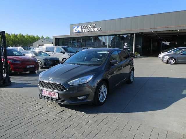 Ford Focus 5d 1.5 TDCi 120pk Titanium Luxe '16 192000km, Autos, Ford, Focus, Achat, 87 kW, Euro 6