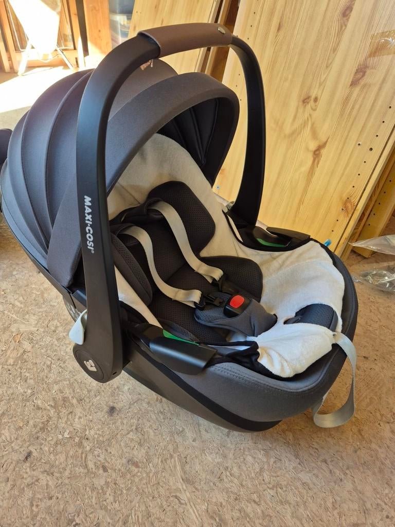 Siège bébé maxi-cosi avec housse de protection original, Enlèvement, Maxi-Cosi