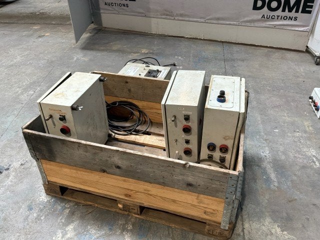 2019 STT M300 Besturingskast voor lasapparatuur (4x)