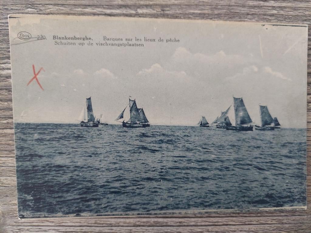 Blankenberghe  - Barques sur les lieux de pêche, Enlèvement
