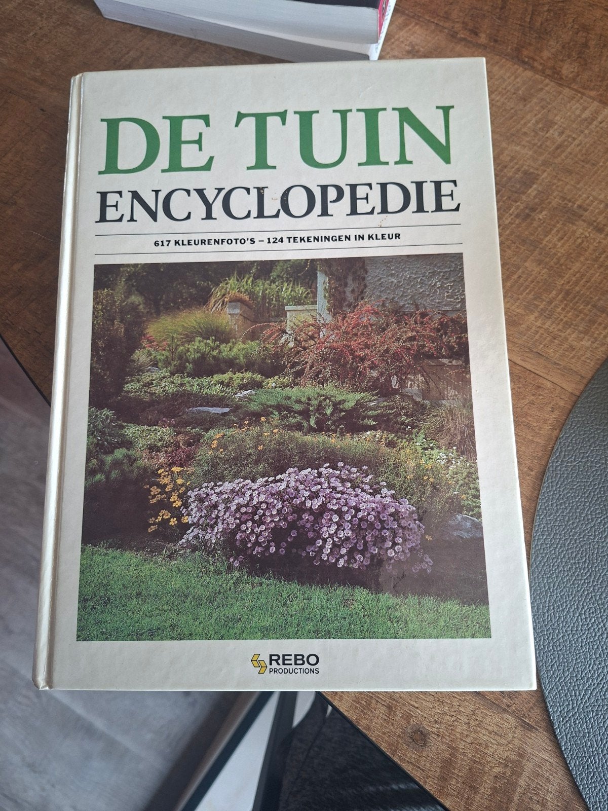 De tuinencyclopedie, Ophalen