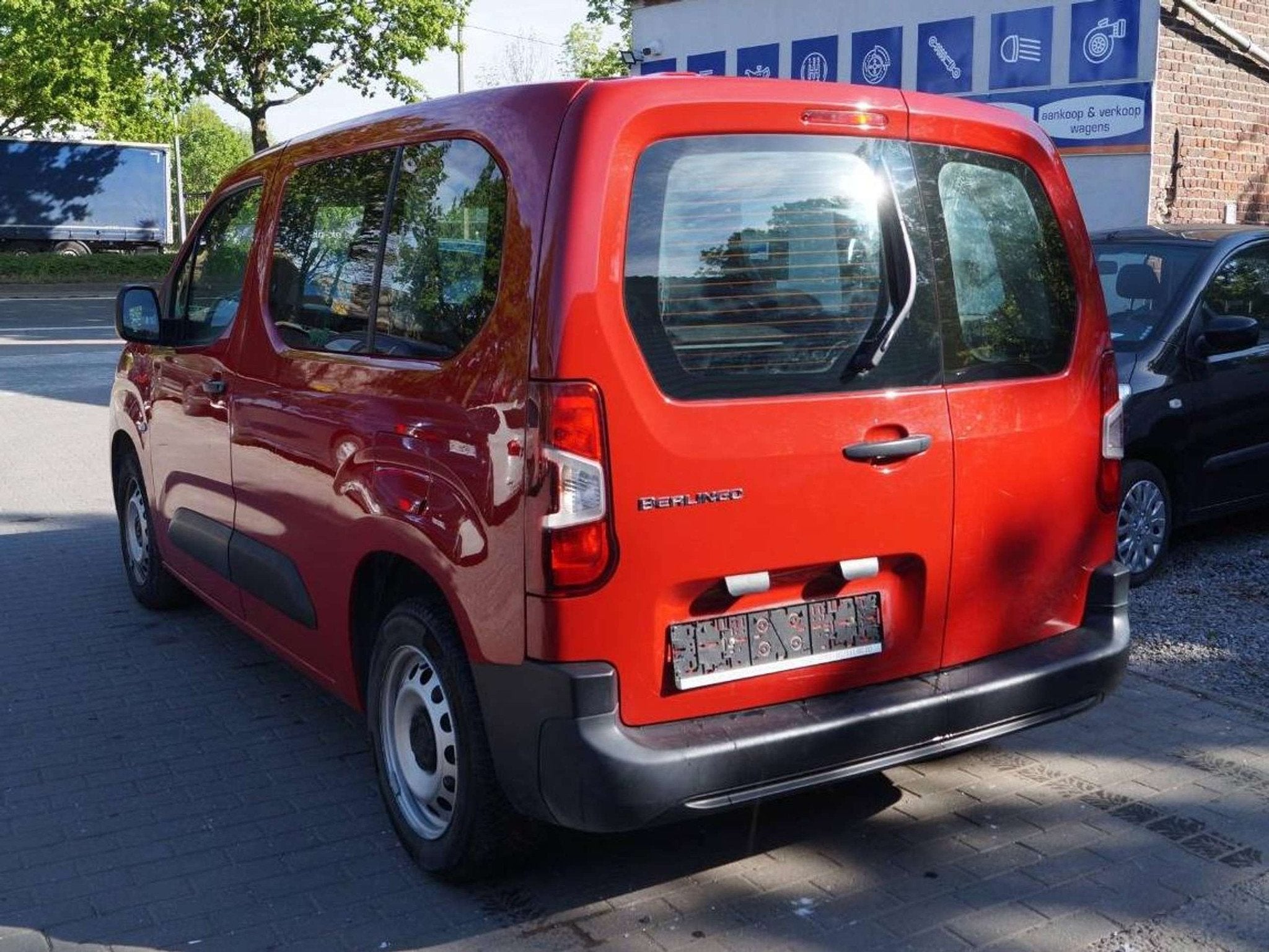 Citroën Berlingo, Rouge, 75 kW, Achat, Entreprise
