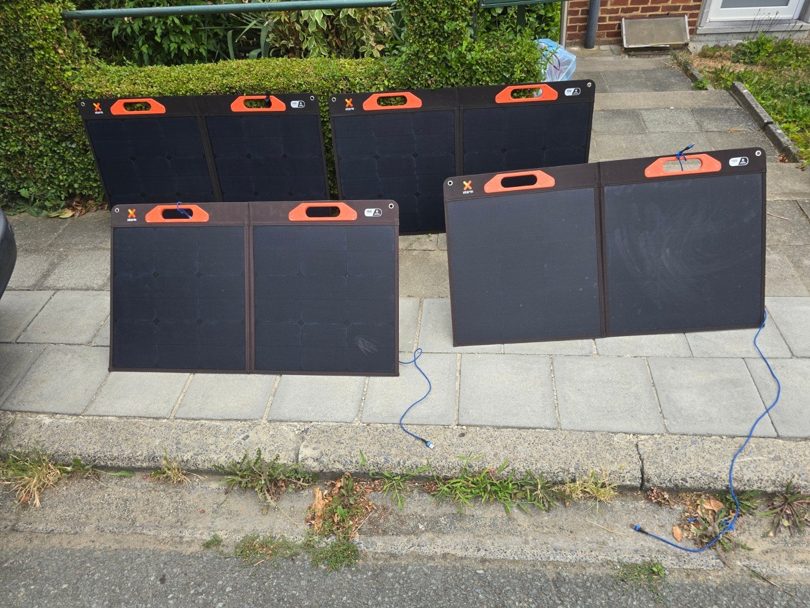 Xtorm 4  panneaux solaires de 100 Watts  = 400 watts, Enlèvement