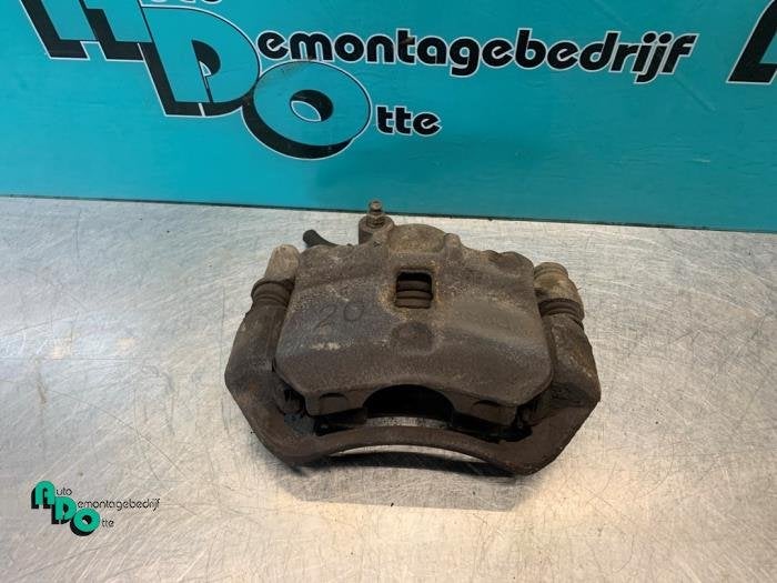 Etrier de frein (pince) avant droit d'un Hyundai I10 (I10 08, -, 3 mois de garantie, Utilisé, Hyundai