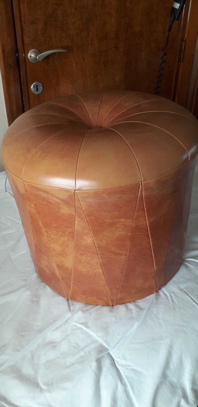Vintage lederen pof, Huis en Inrichting, Ophalen