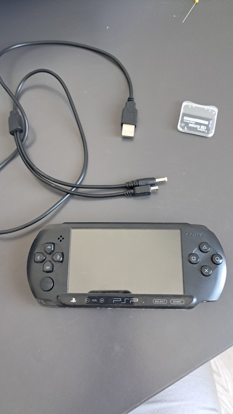 Modded Psp E1000 (street) 32gb 12 games, Games en Spelcomputers, Spelcomputers | Sony PSP, Ophalen, Zwart, PSP, Gebruikt