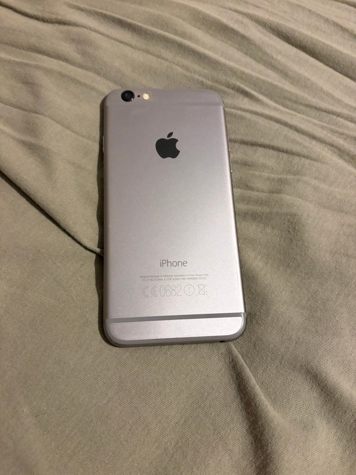 Apple i phone kapot, Ophalen, IPhone 6