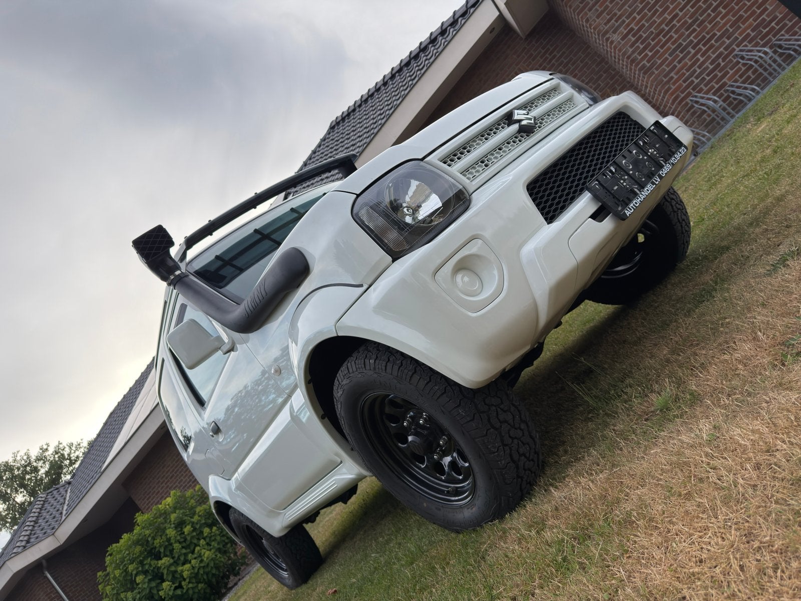 Suzuki Jimny 4x4 *1.3Benzine*Snorkel*Gekeurd*, Auto's, 4 zetels, Wit, https://public.car-pass.be/verify/7587-4210-2567, Bedrijf